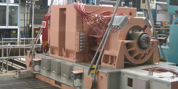 Motor-with-magnetic-bearings-600×300